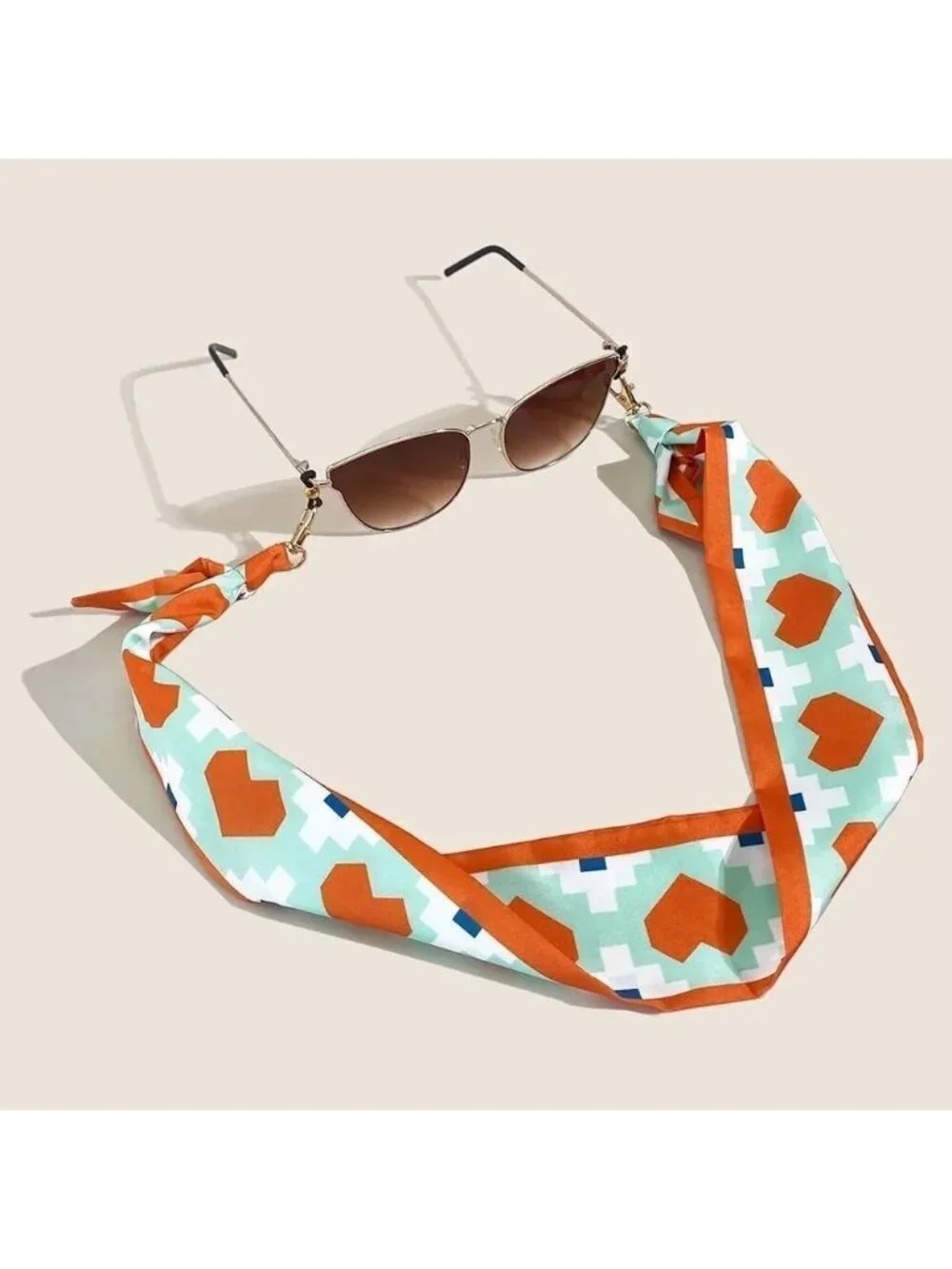 Boho sunglasses strap Q1